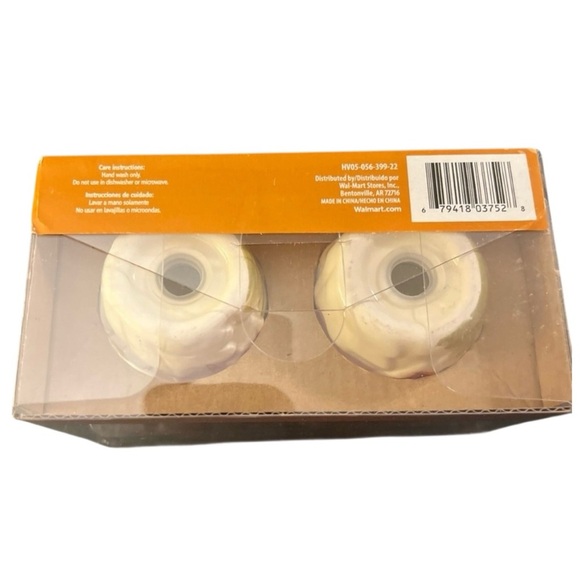 Vintage Fall Leaves Ceramic Salt and Pepper Shakers Autumn Leaves Thanksgiving - Picture 12 of 12